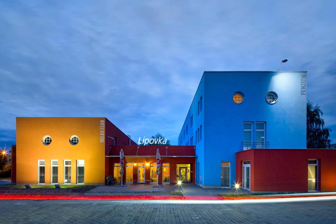 Lipovka Penzion Hodonin Exterior photo